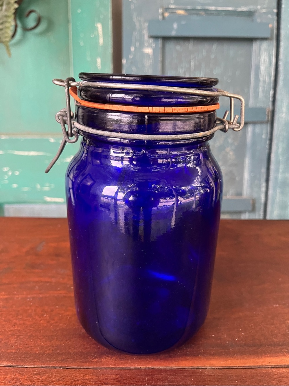 Vintage cobalt blue glass storage jar. Crownford China Co. product - Picture 3 of 8